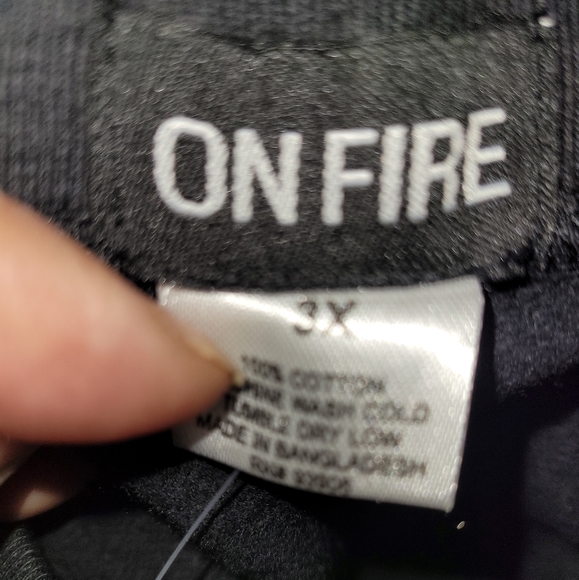 NWT On fire joggers - Picture 4 of 4
